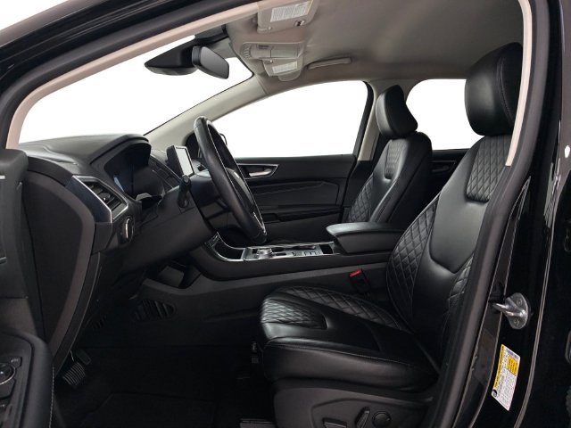Used 2024 Ford Edge Titanium AWD/4WD image 12
