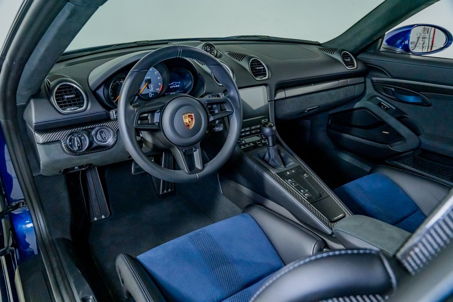 Used 2024 Porsche 718 Cayman GT4 RS RWD image 18