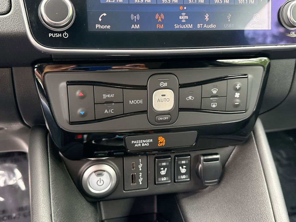 Used 2022 Nissan Leaf SV FWD image 16