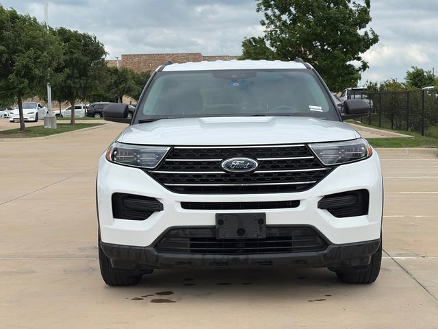 Used 2021 Ford Explorer XLT RWD image 2