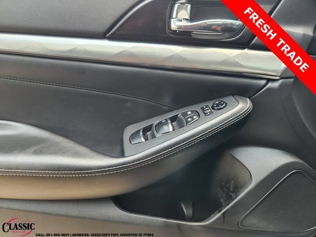 Used 2023 Nissan Maxima SV w/ Floor Mat Group FWD image 21