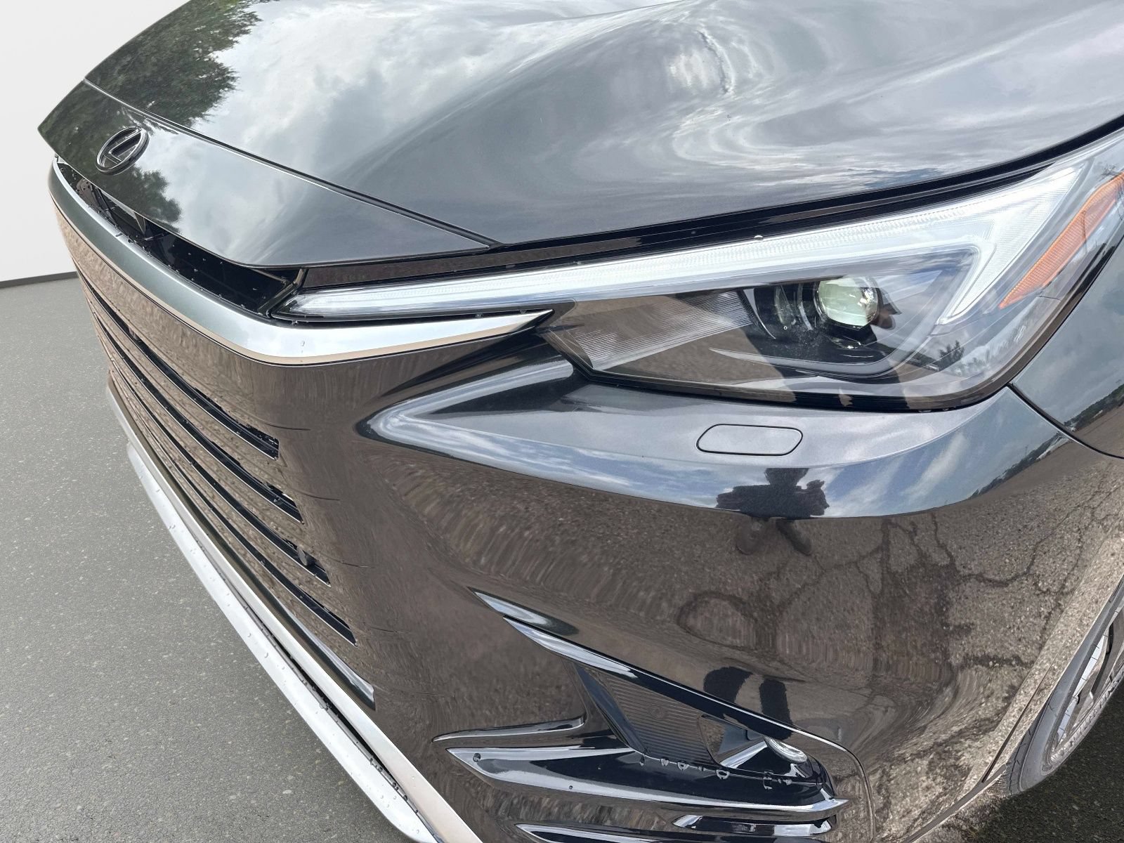 New 2026 Lexus TX 500h AWD image 9