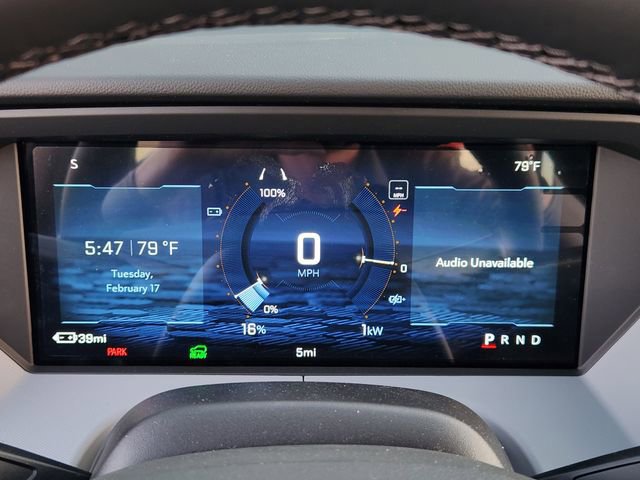 New 2027 Chevrolet Bolt LT w/ Comfort Package image 32