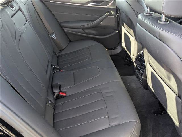 Used 2023 BMW 530i xDrive w/ Premium Package image 21
