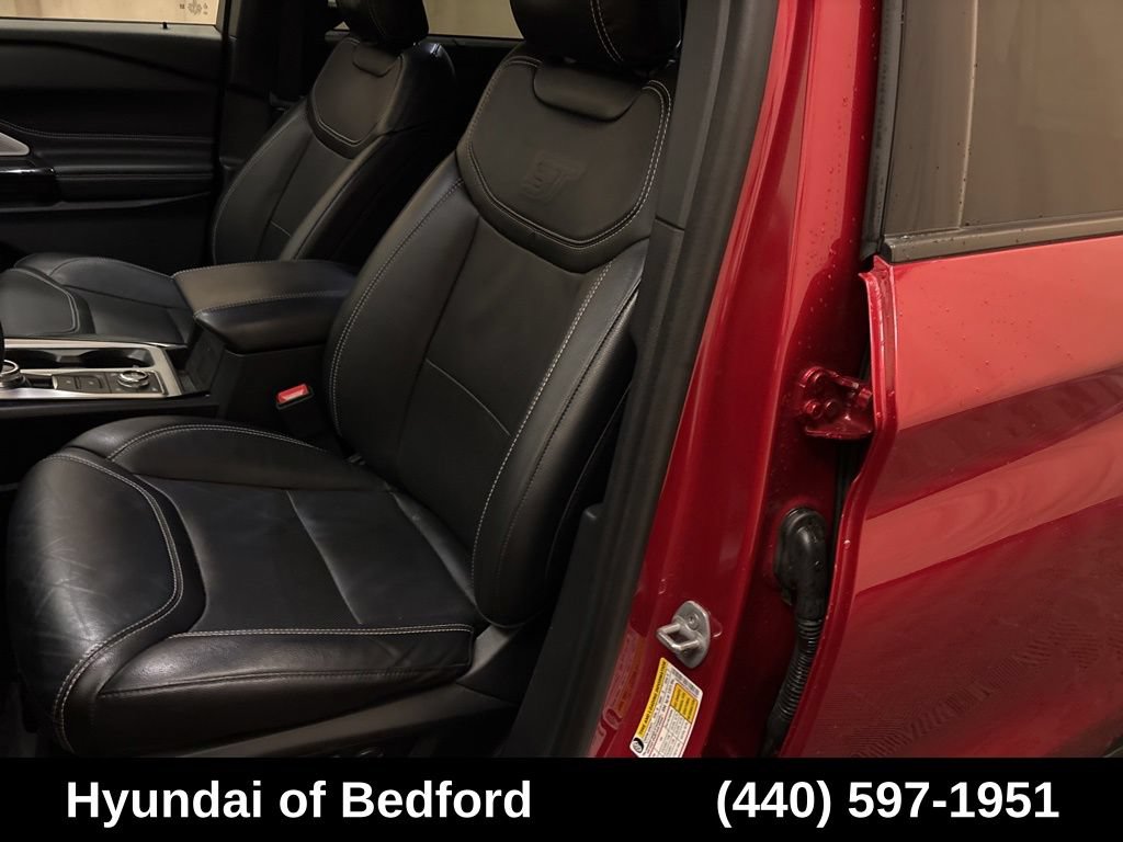 Used 2022 Ford Explorer ST w/ Equipment Group 401A AWD/4WD image 13