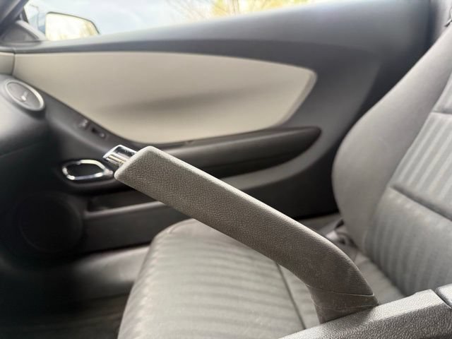 Used 2013 Chevrolet Camaro LS RWD image 12