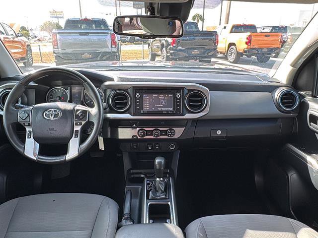 Used 2019 Toyota Tacoma SR5 RWD image 14