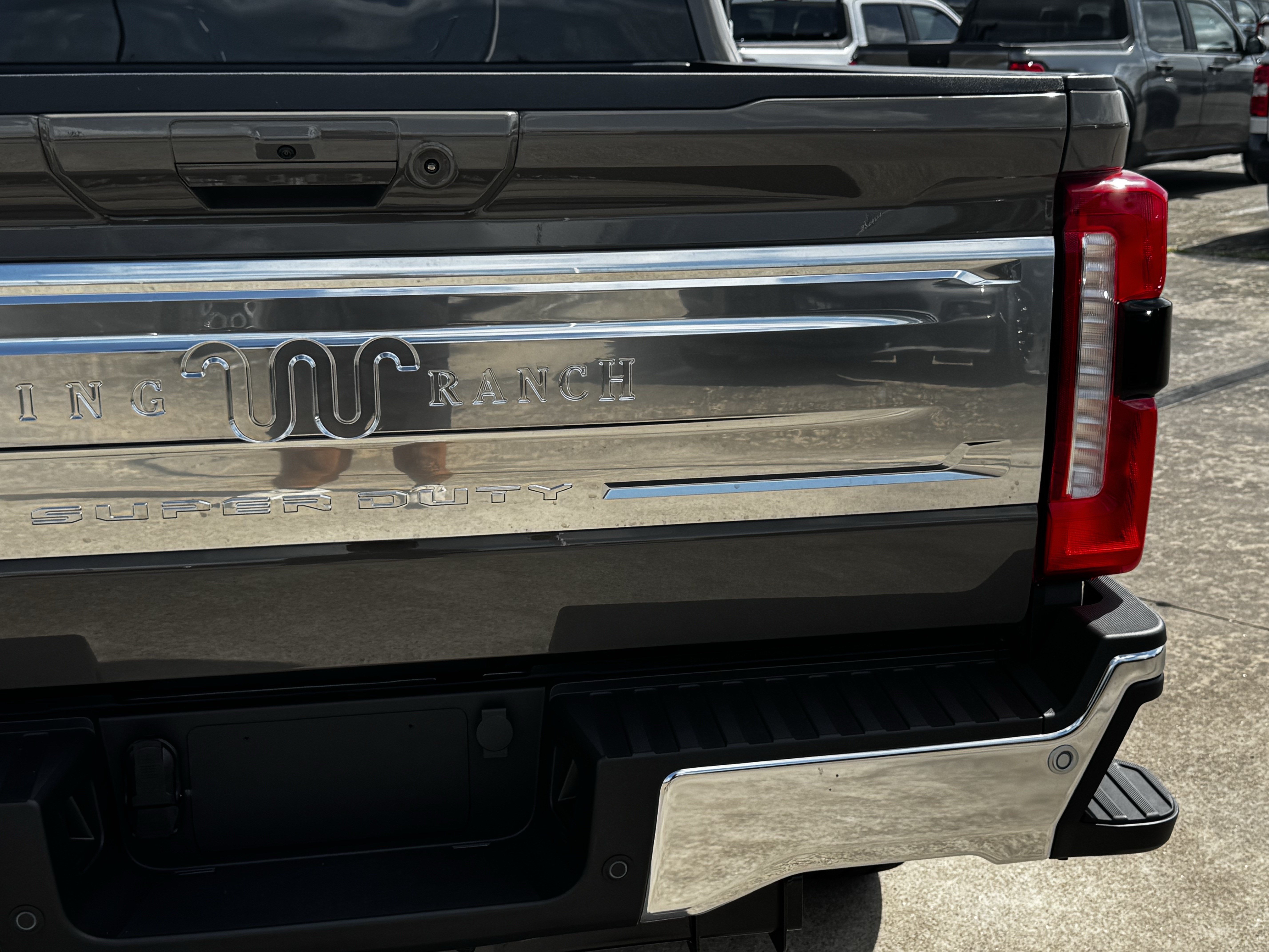 New 2026 Ford F250 King Ranch w/ Chrome Package AWD/4WD image 10