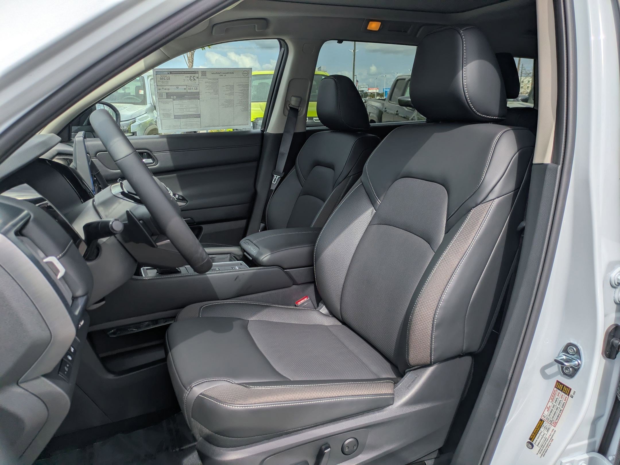 New 2026 Nissan Pathfinder SL FWD image 13