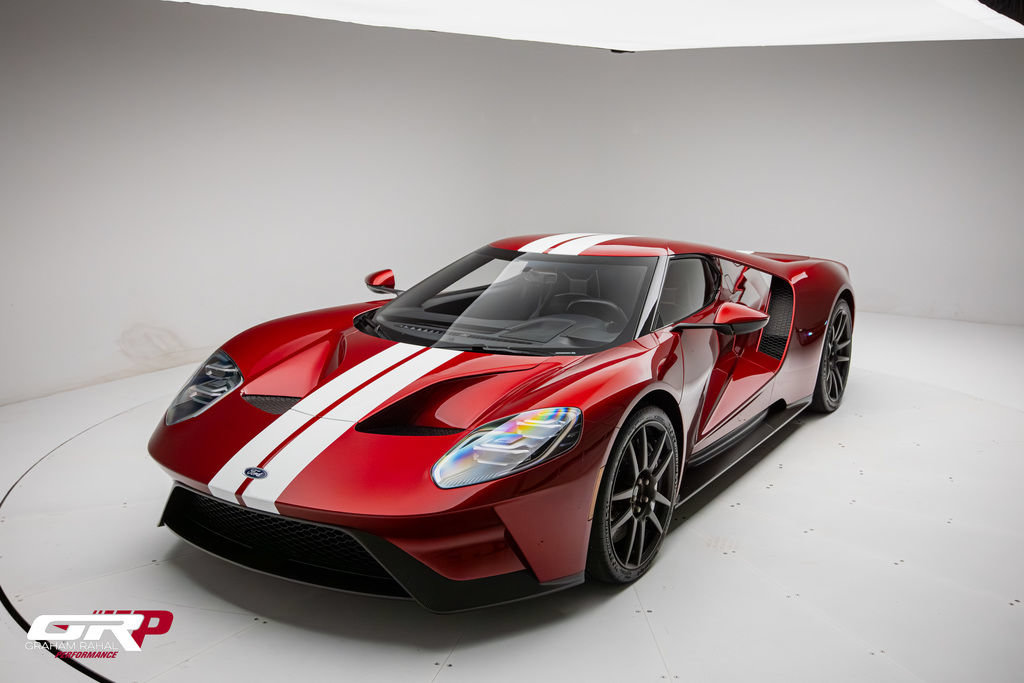 Used 2019 Ford GT RWD image 1
