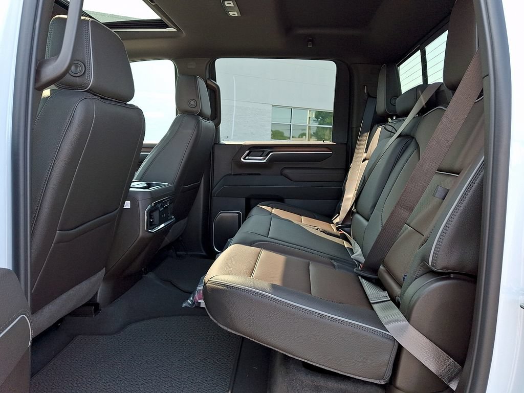 New 2026 GMC Sierra 2500 Denali w/ Denali Reserve Package AWD/4WD image 6
