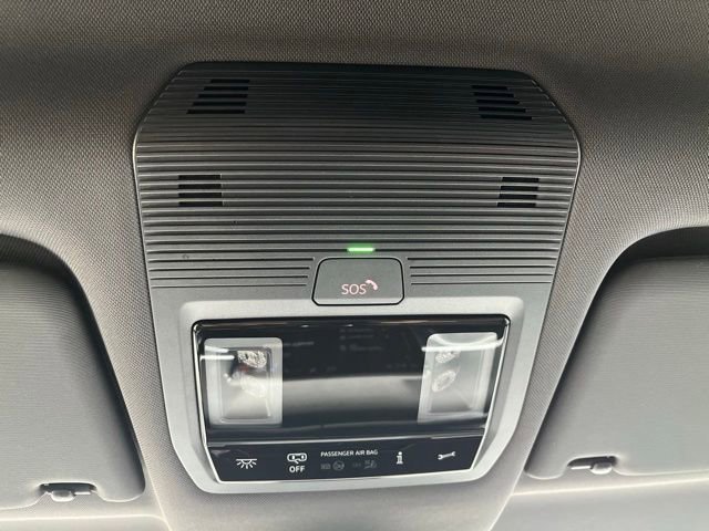 Certified 2025 Volkswagen ID. Buzz Pro S RWD image 41