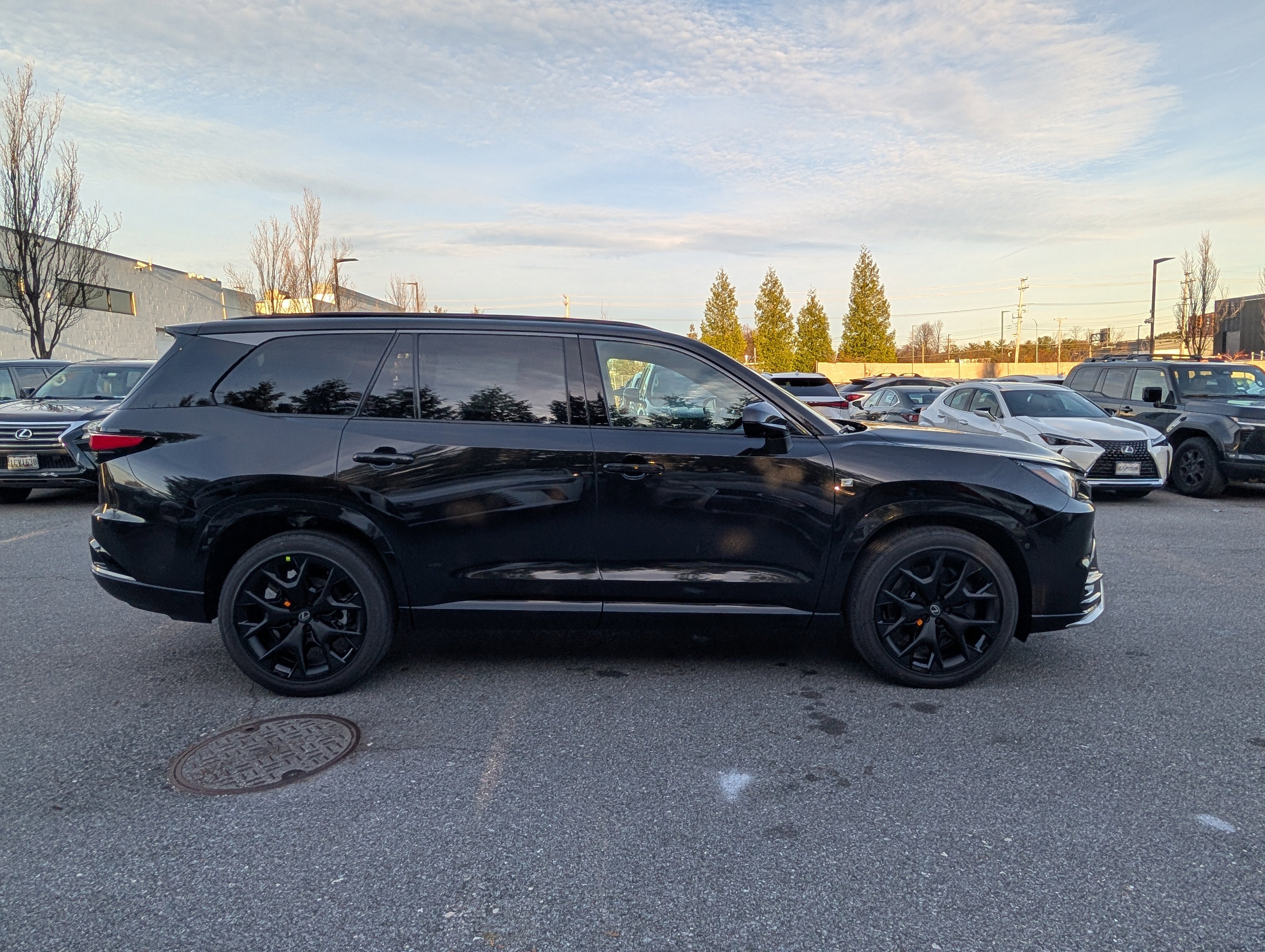 New 2026 Lexus TX 350 AWD image 2
