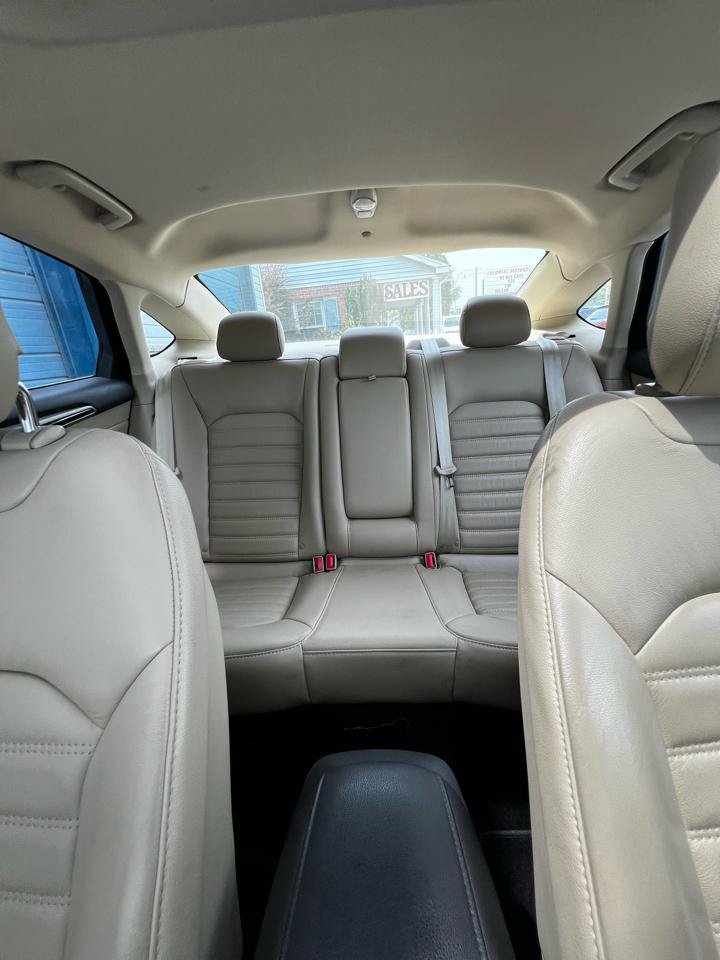 Used 2013 Ford Fusion SE FWD image 17