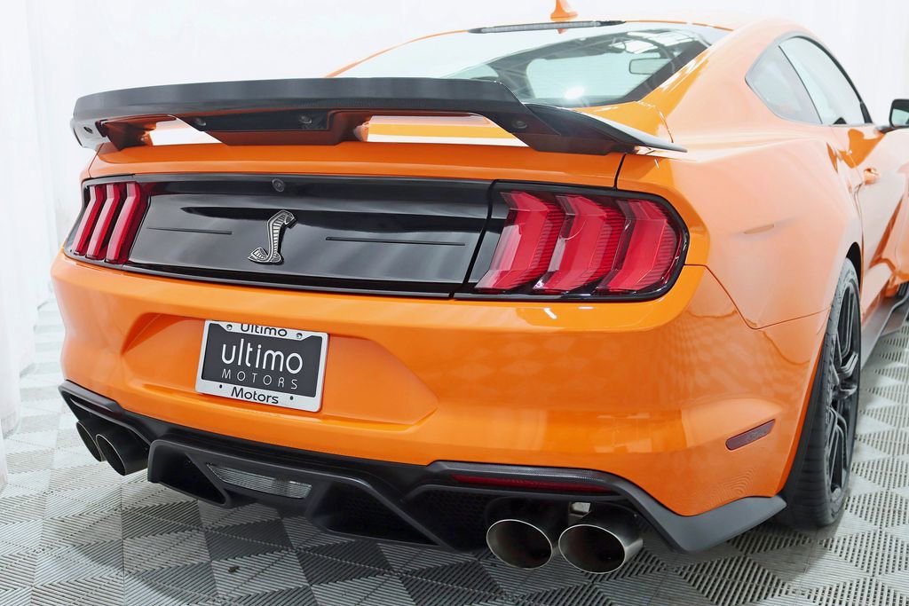 Used 2020 Ford Mustang Shelby GT500 w/ Technology Package RWD image 12