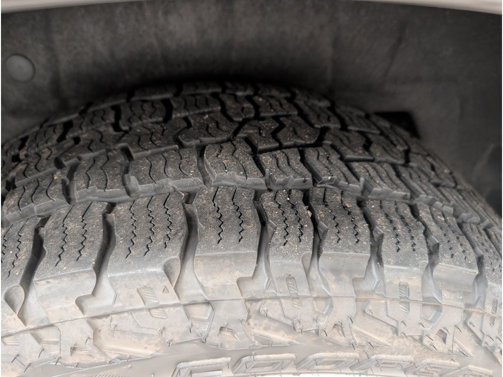 Used 2024 Ford Expedition Limited AWD/4WD image 23