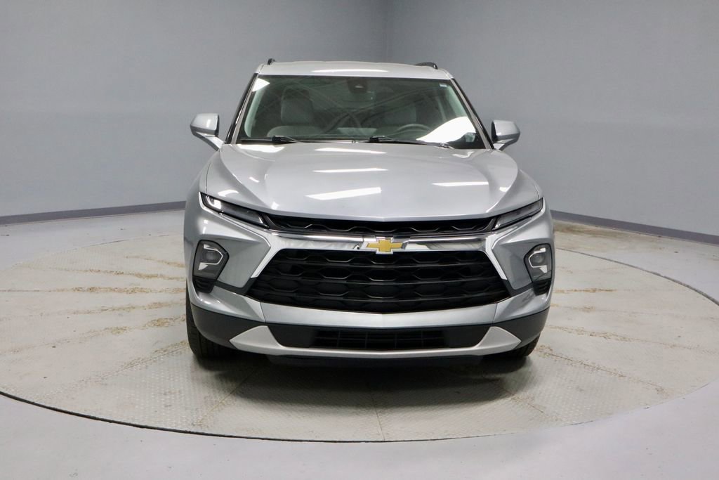 Used 2023 Chevrolet Blazer LT w/ Convenience Package FWD image 6