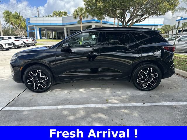 Certified 2025 Chevrolet Blazer RS w/ Driver Confidence II Package image 35