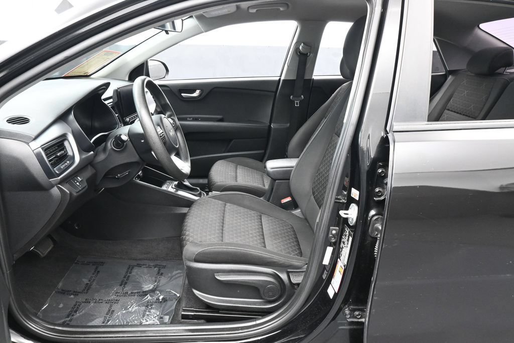Used 2023 Kia Rio S FWD image 11