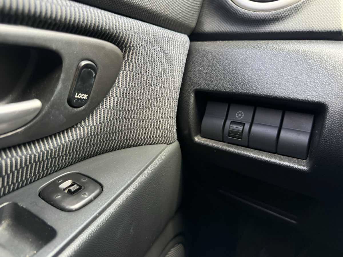 Used 2008 MAZDA MAZDA3 i Touring FWD image 32