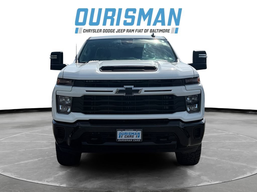 Used 2024 Chevrolet Silverado 2500 Custom w/ Custom Convenience Package AWD/4WD image 8