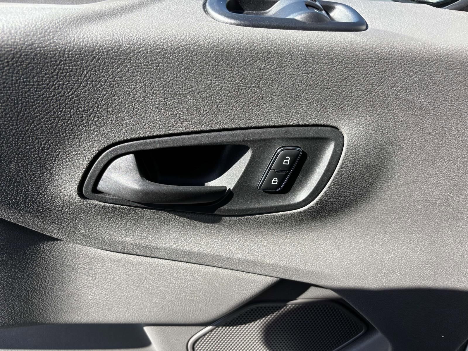 New 2025 Ford Transit 150 Low Roof image 20