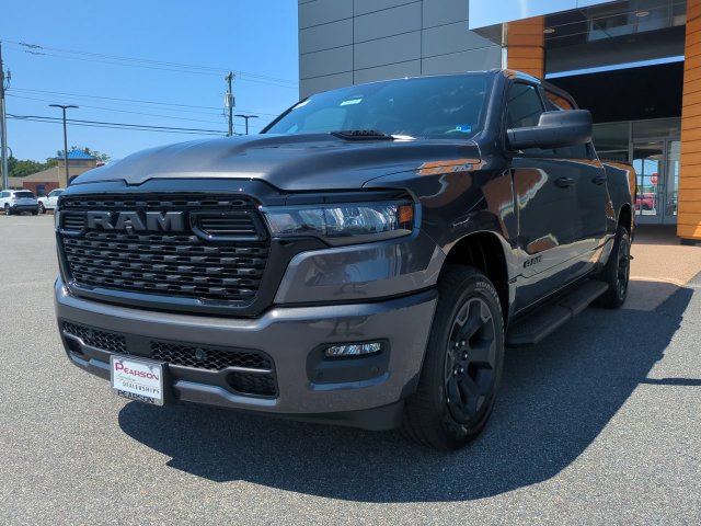 New 2027 RAM 1500 Express AWD/4WD image 8