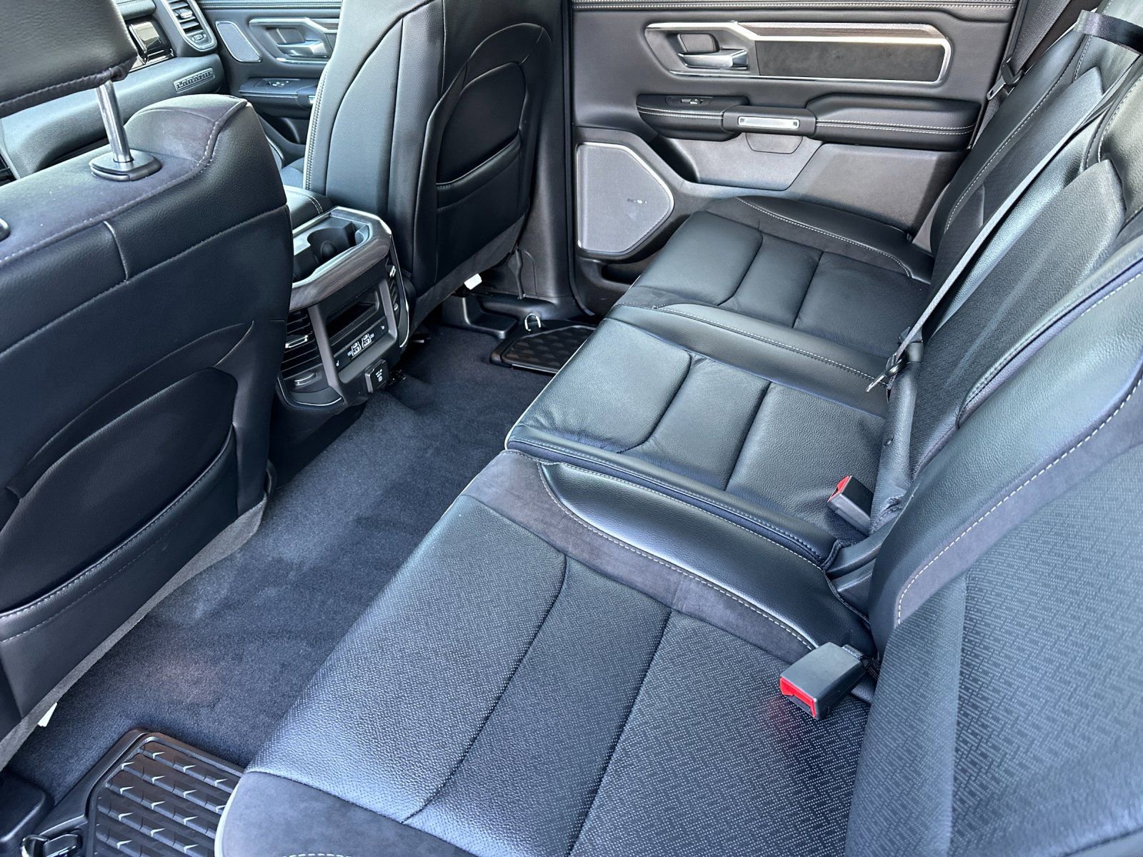 New 2025 RAM 1500 Laramie w/ Night Edition AWD/4WD image 11