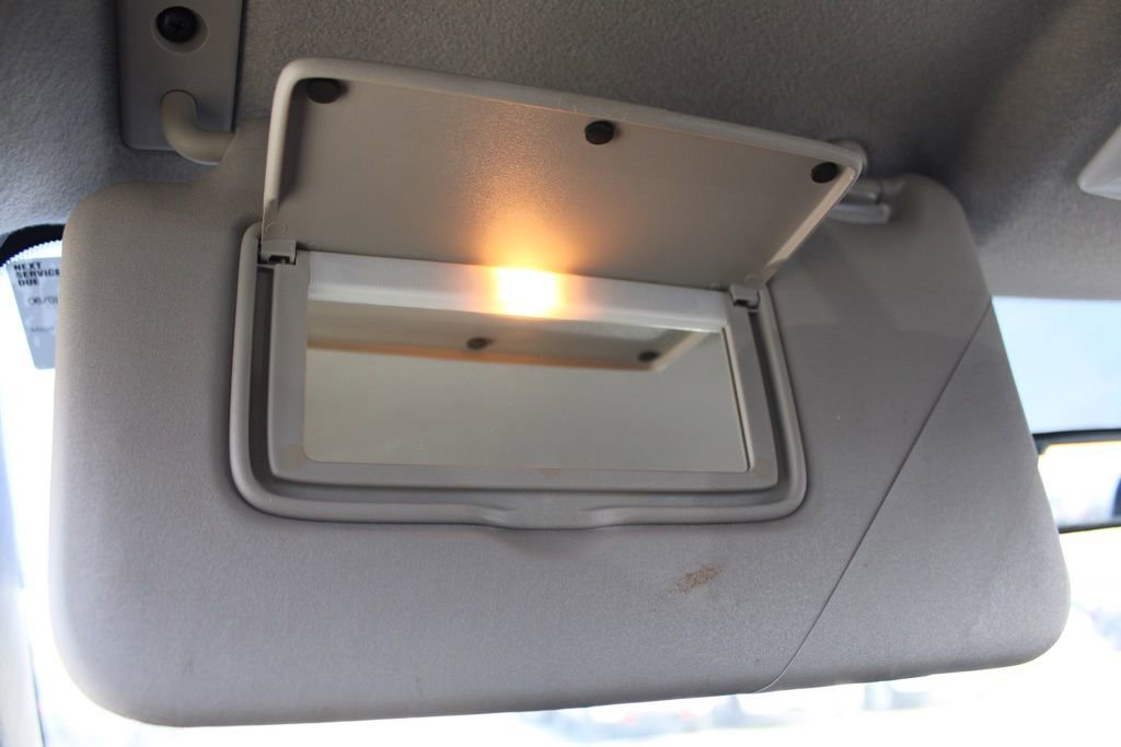 Used 2019 Nissan Kicks SR w/ SR Premium Package image 42