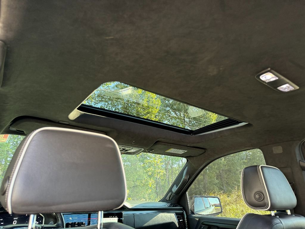 Used 2024 GMC Sierra 1500 AT4X image 4