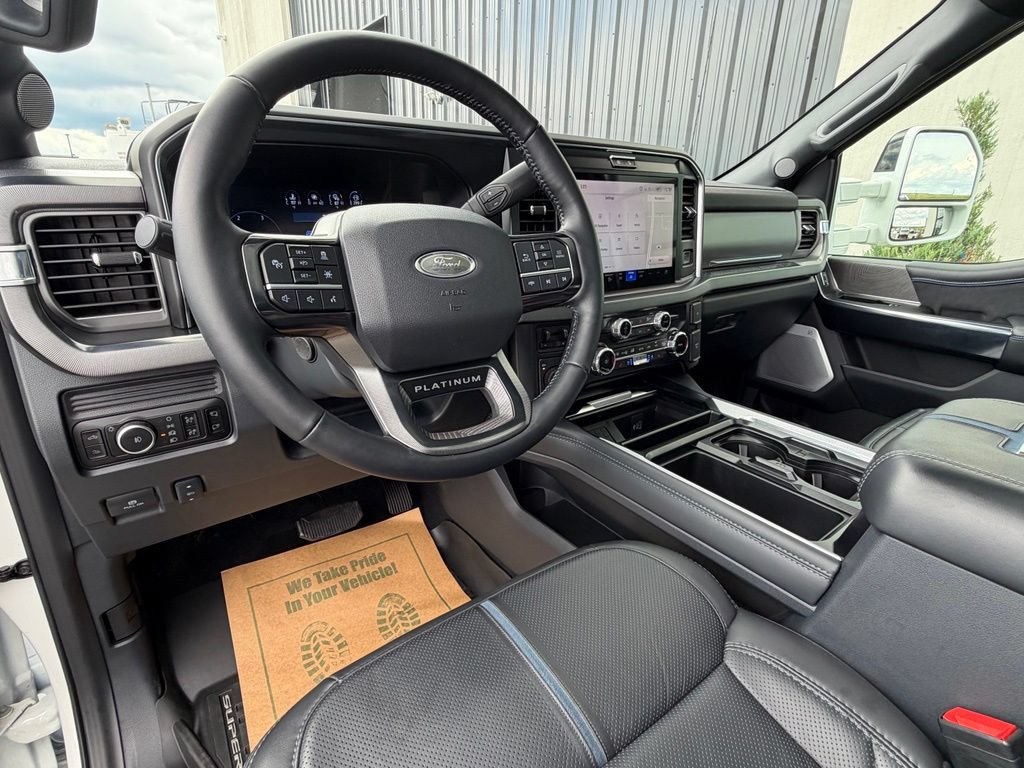 Used 2025 Ford F450 Platinum w/ FX4 Off-Road Package AWD/4WD image 11