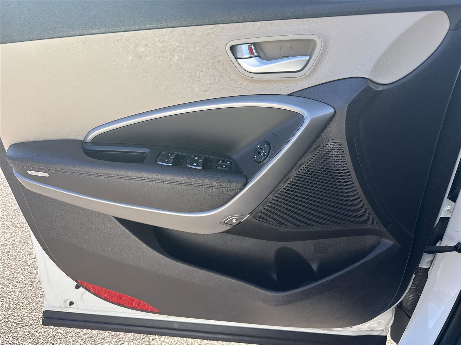 Used 2016 Hyundai Santa Fe Sport w/ Option Group 02 image 16