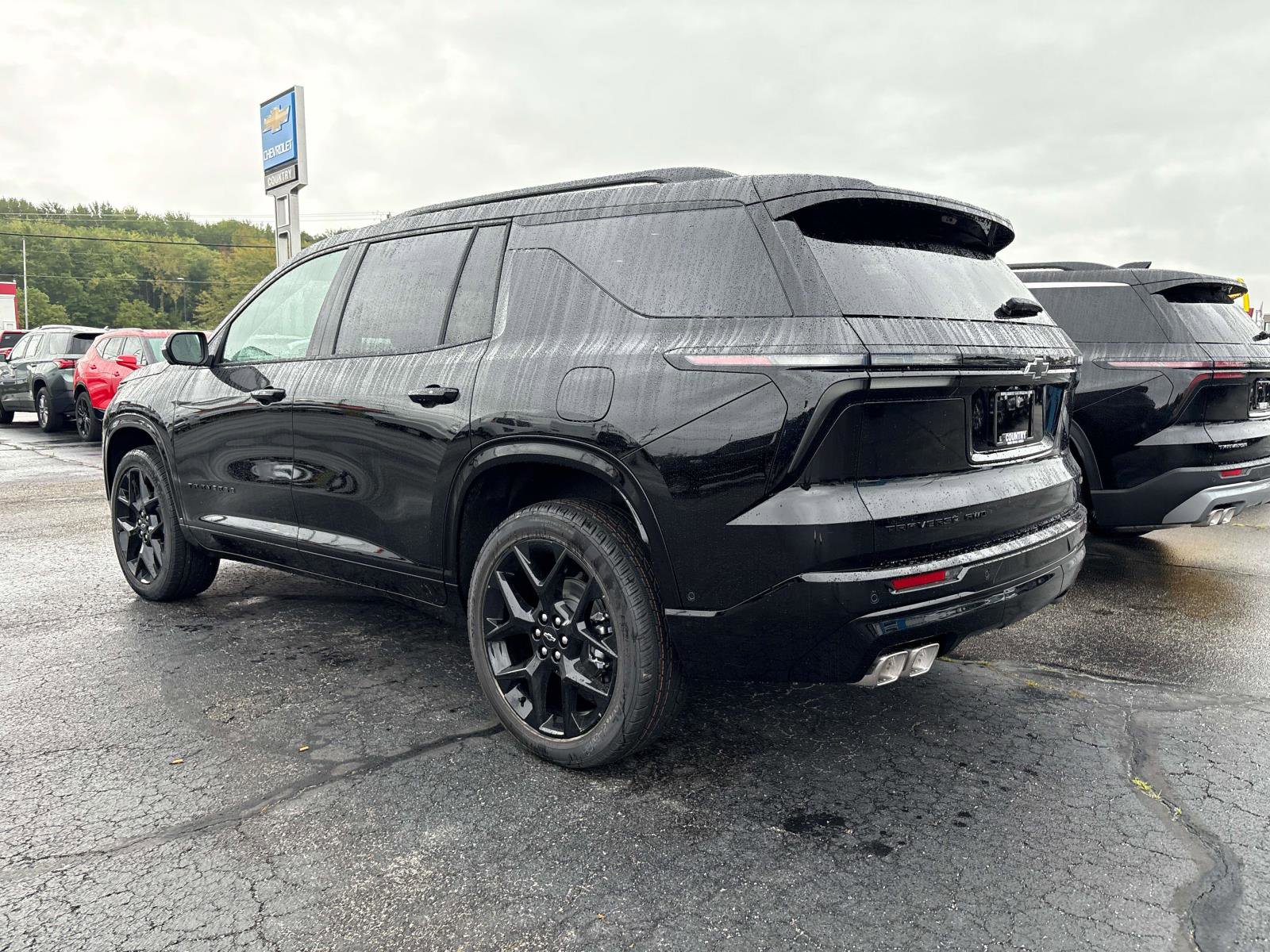New 2026 Chevrolet Traverse RS w/ LPO, Floor Liner Package image 3
