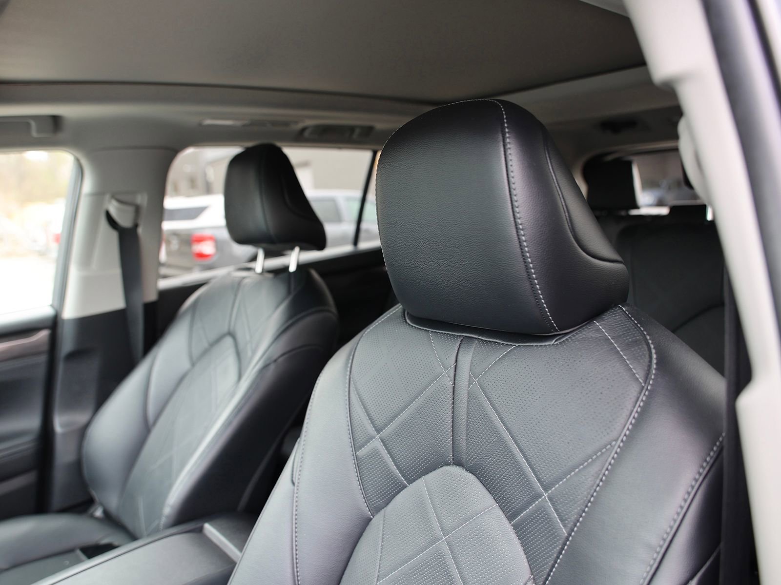 Used 2023 Toyota Highlander Platinum image 20