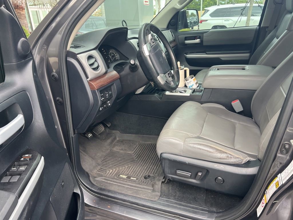 Used 2018 Toyota Tundra Limited w/ Limited Premium Package AWD/4WD image 5