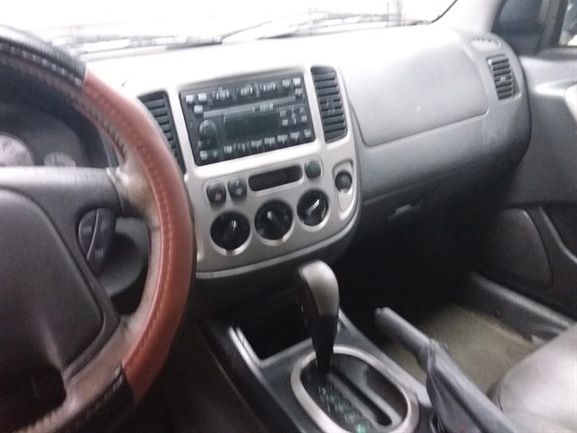 Used 2006 Ford Escape XLT image 12