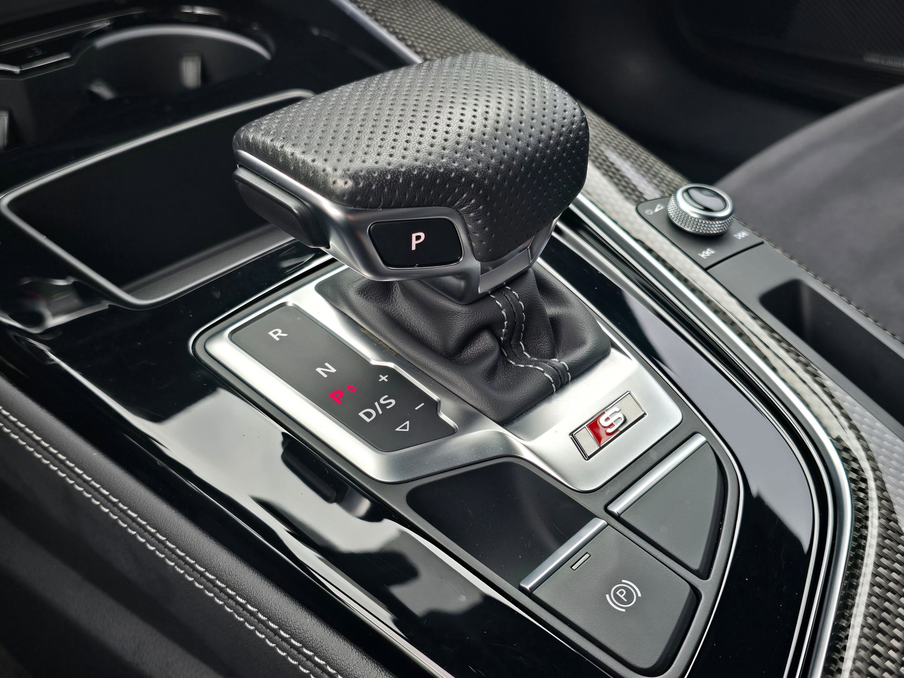 Used 2023 Audi S4 Premium Plus w/ Premium Plus Package image 17