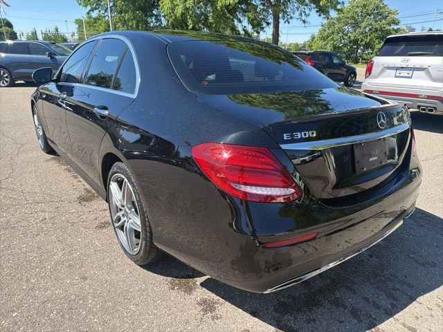 Used 2018 Mercedes-Benz E 300 4MATIC image 10