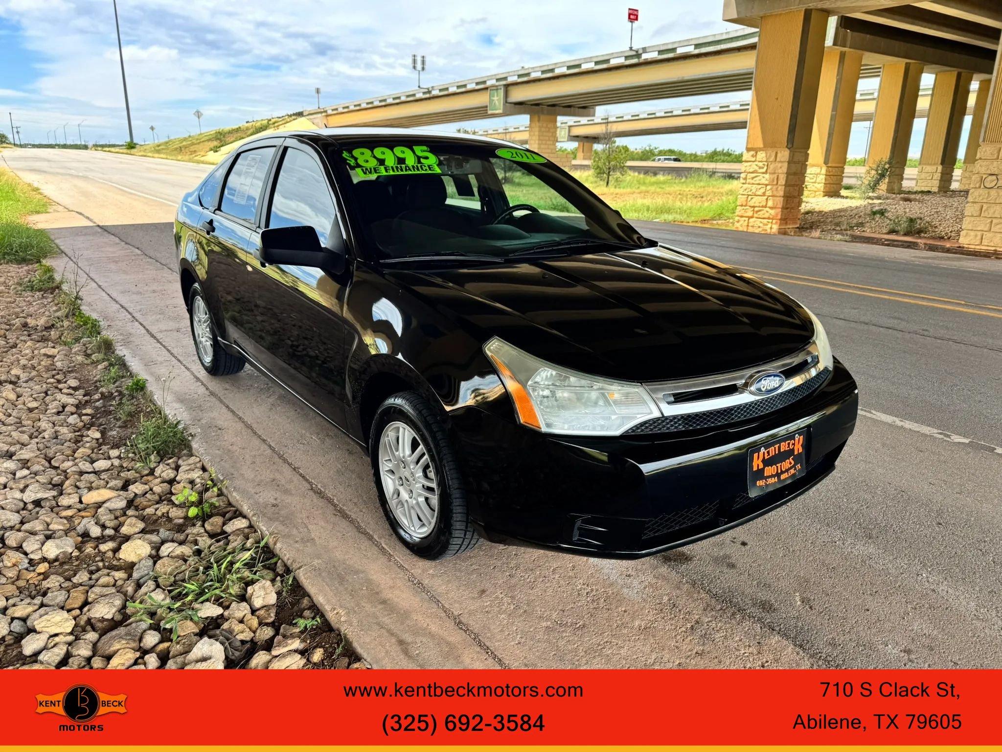 Used 2011 Ford Focus SE w/ 201A Rapid Spec Order Code FWD image 1