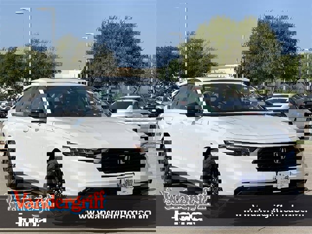 New 2025 Honda Accord SE image 1