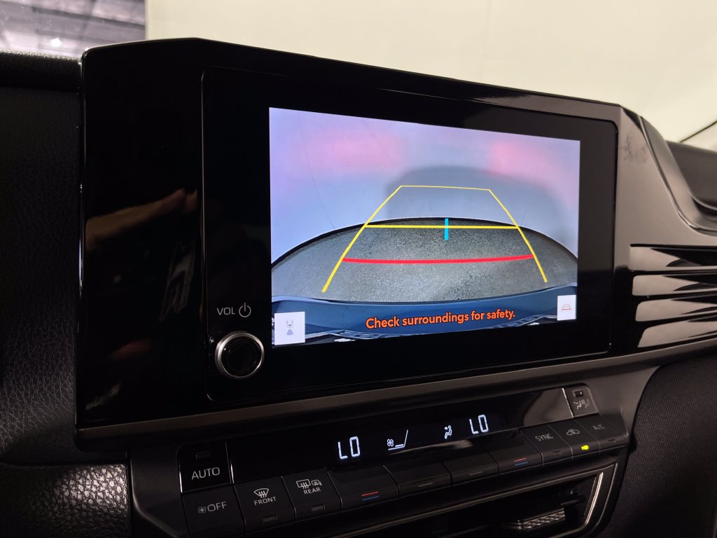Used 2025 Toyota Camry LE FWD image 21