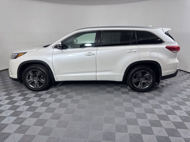 Used 2018 Toyota Highlander Limited Platinum image 6
