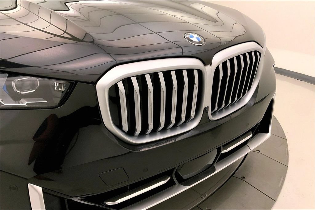 Certified 2026 BMW X5 xDrive40i w/ Premium Package AWD/4WD image 29