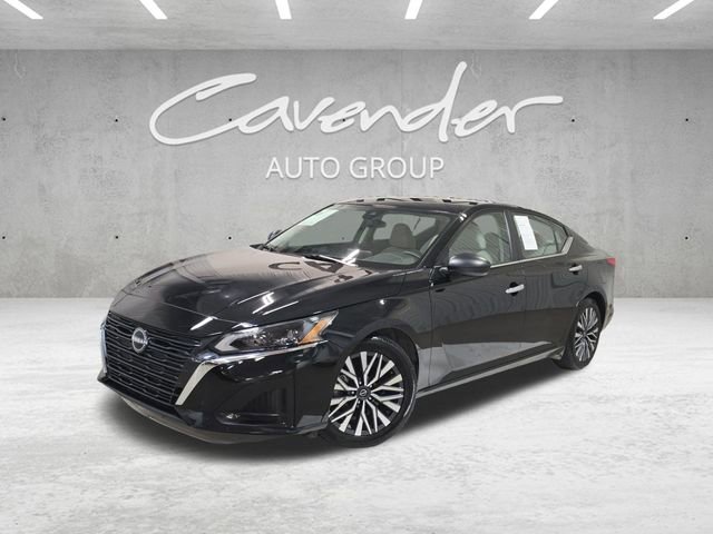 Used 2024 Nissan Altima 2.5 SV video 1