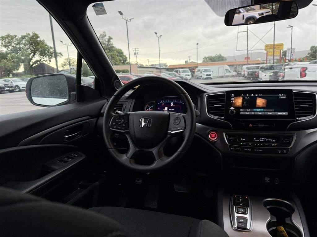 Used 2021 Honda Passport Sport image 21