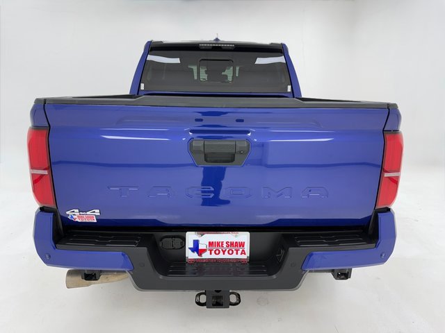 Used 2025 Toyota Tacoma SR5 w/ SR5 Upgrade Package image 39