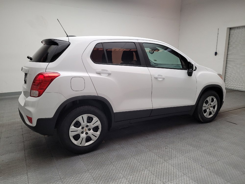 Used 2018 Chevrolet Trax LS FWD image 10