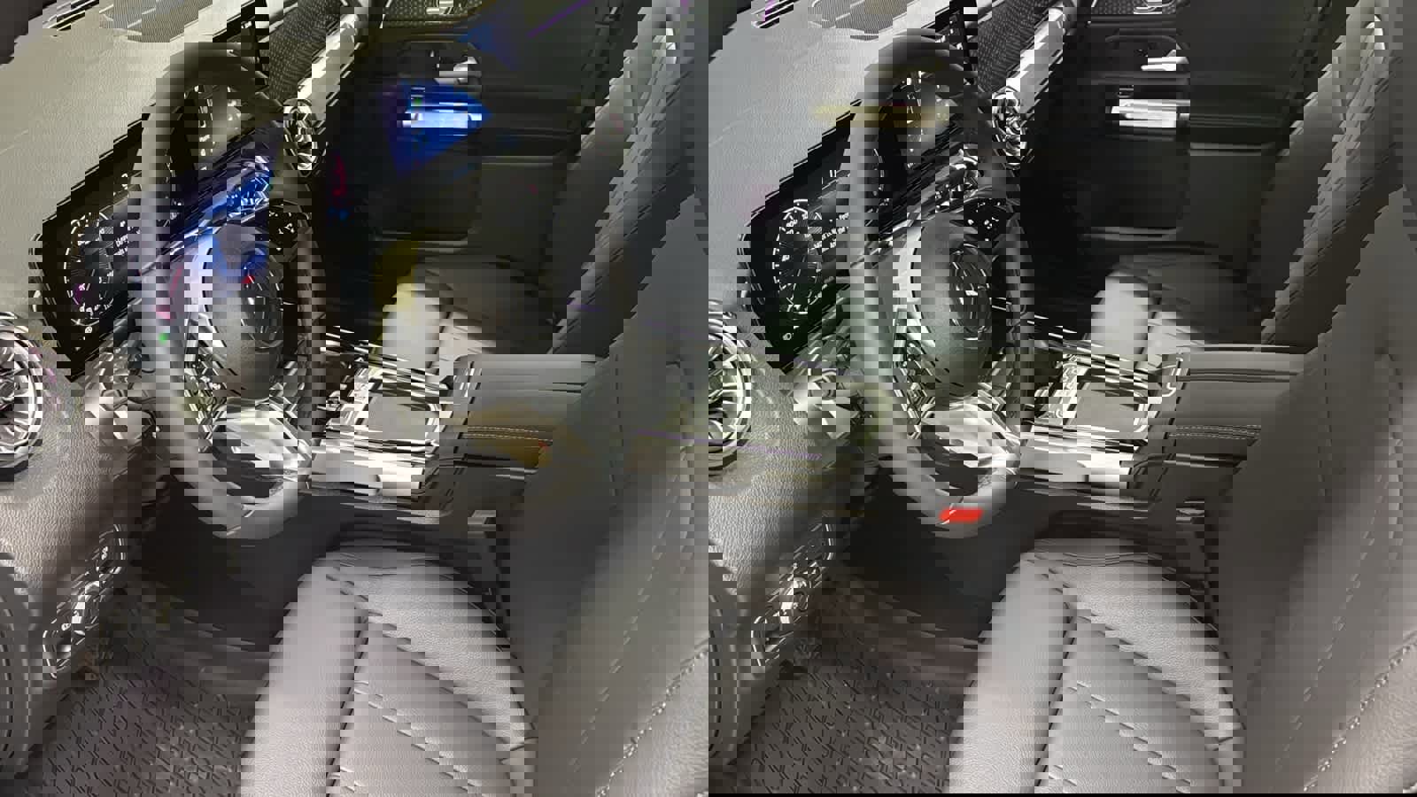 New 2026 Mercedes-Benz GLB 250 4MATIC image 4