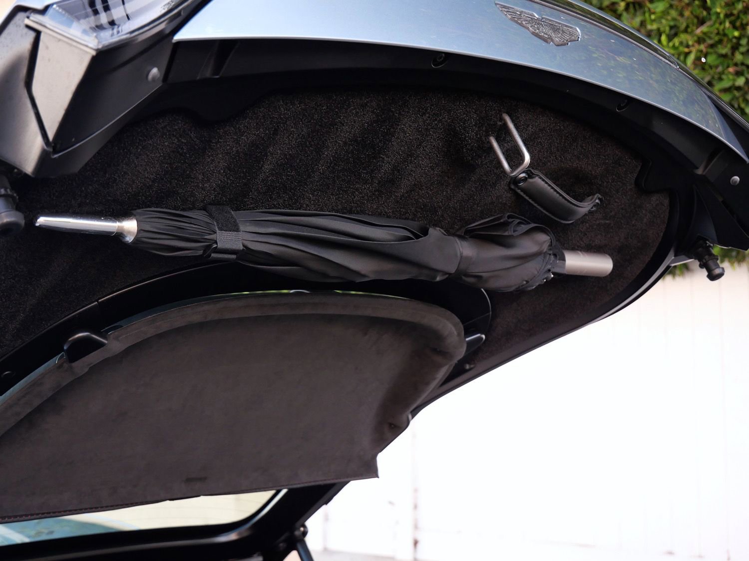 Used 2020 Aston Martin V8 Vantage Coupe RWD image 22