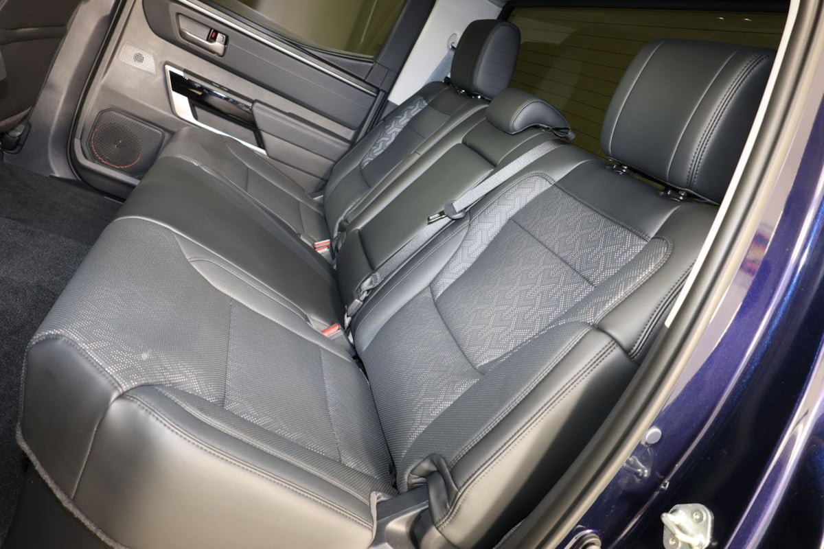 Used 2024 Toyota Tundra Limited w/ TRD Off-Road Package AWD/4WD image 10